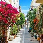 Ac Homes Christos Apartment *
